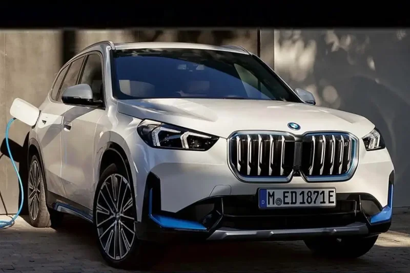 IX BMW 2021 электро