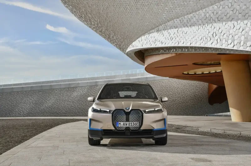 BMW IX 2021