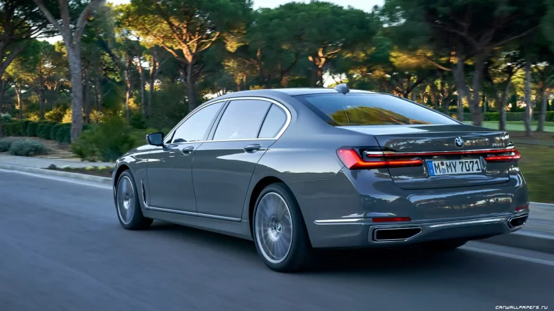BMW 7 2022 салон