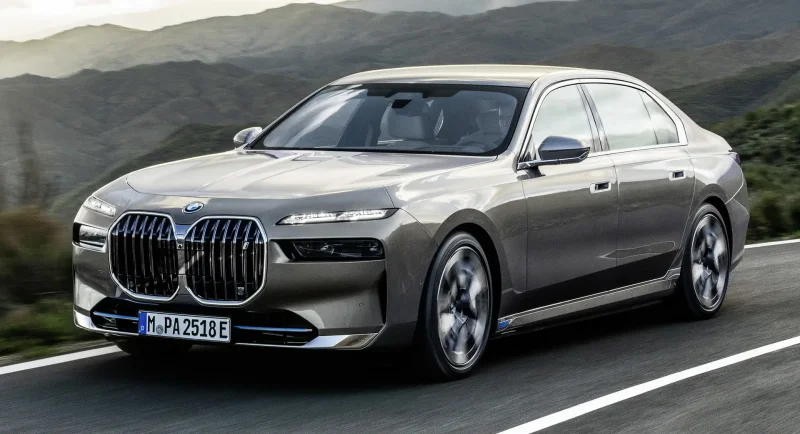 BMW i7 g70