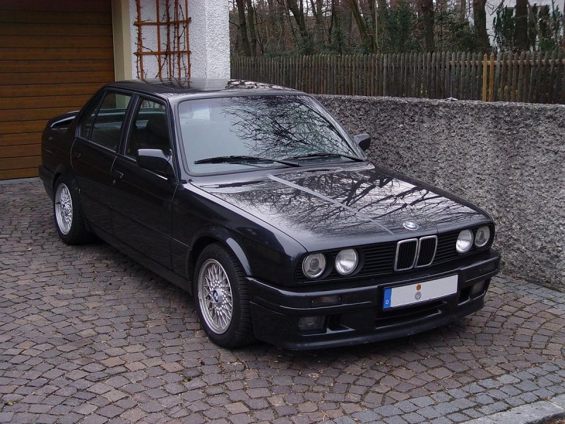 БМВ 320 е30 черная