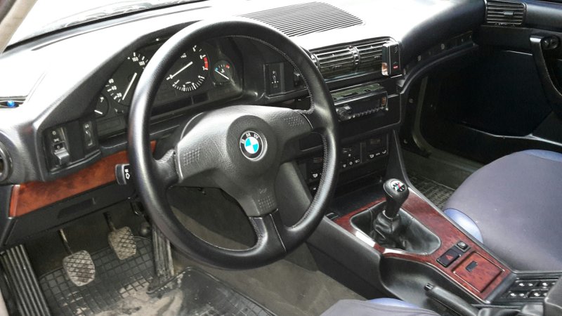 Приборная панель m5 e34