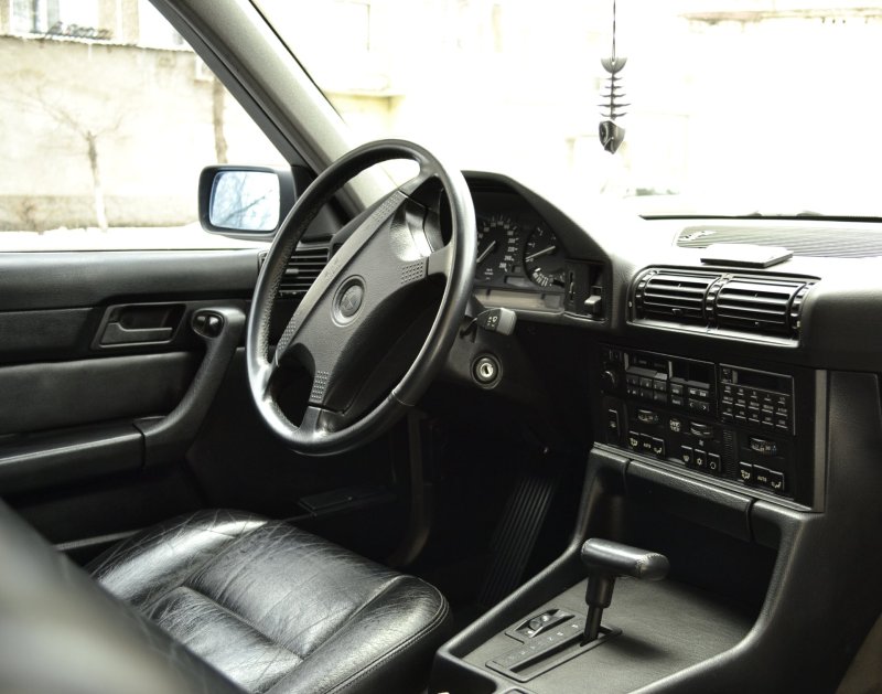 БМВ m5 e34 салон