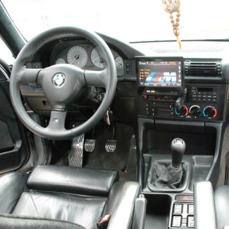 BMW e34 525i салон
