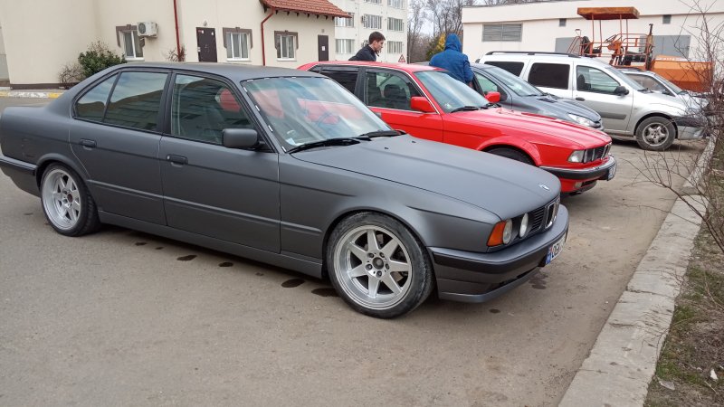 BMW e34 Grey