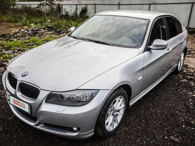 БМВ 318i 2011