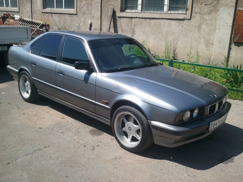 BMW e34 кварц