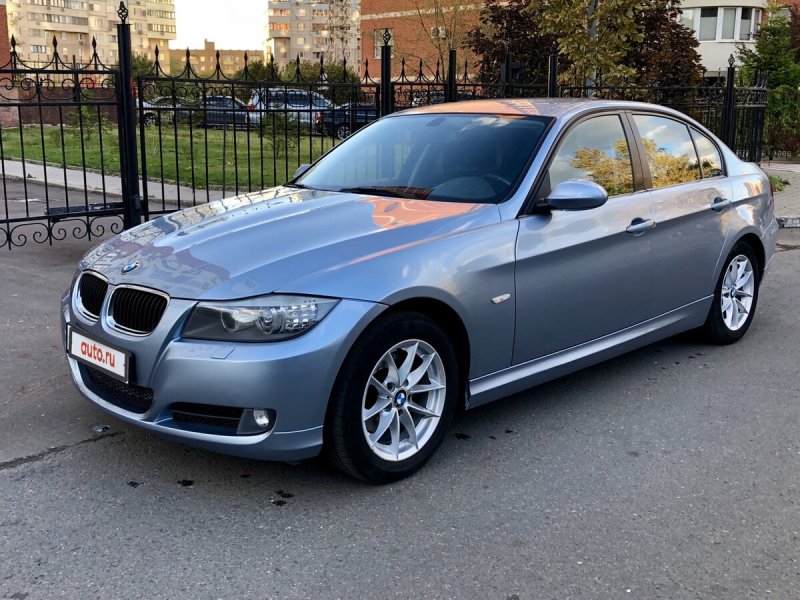 BMW 318i e90