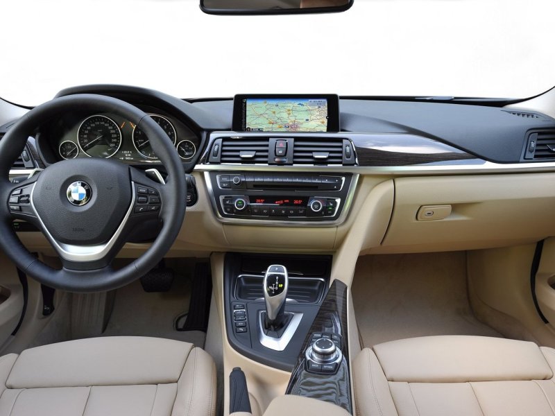 BMW 328i 2013