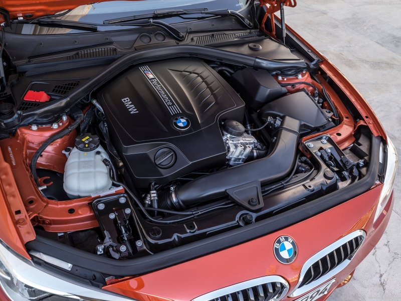 BMW 135i двигатель