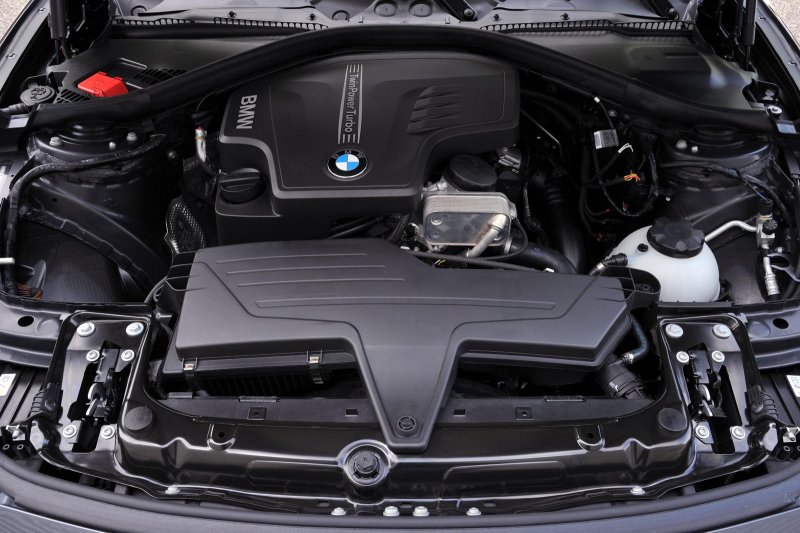 BMW f30 328i двигатель