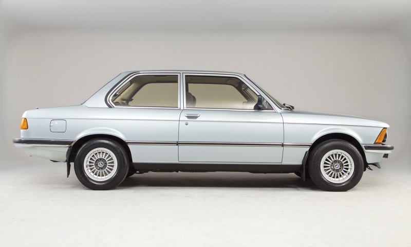 BMW e12 520
