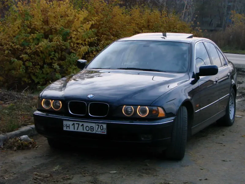 БМВ 5 2000