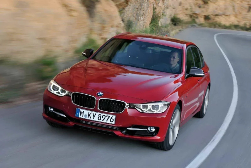BMW седан гибрид