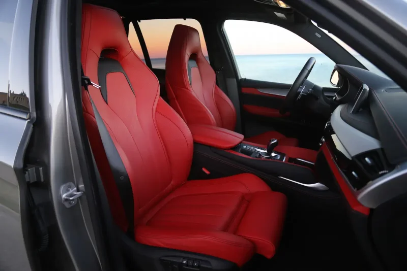 BMW x5 салон красный