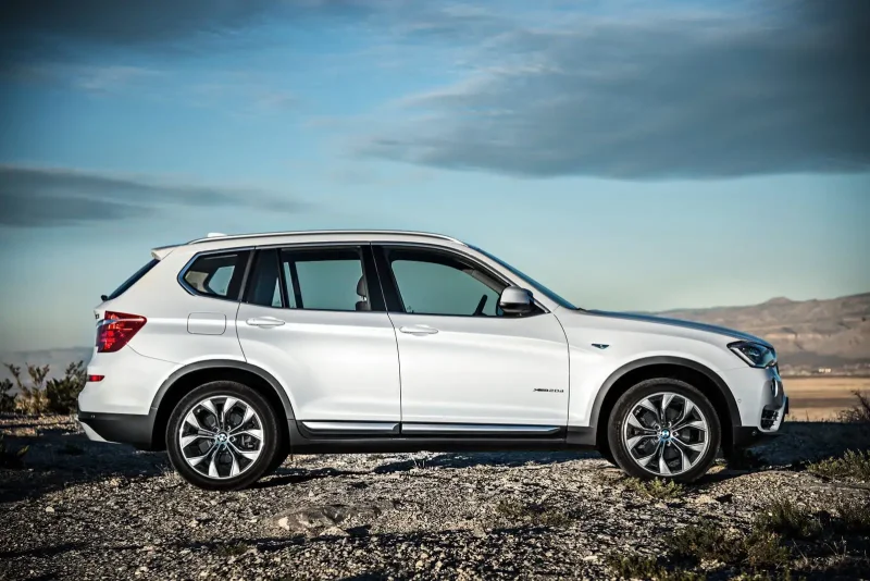 BMW x3 сбоку