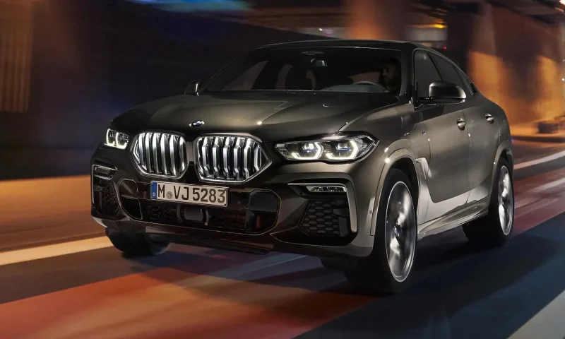 Кроссовер BMW x8