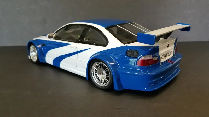 BMW m3 GTR 1/43