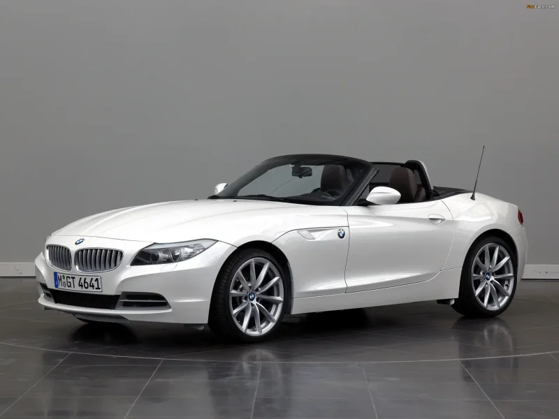 БМВ двухдверная z4