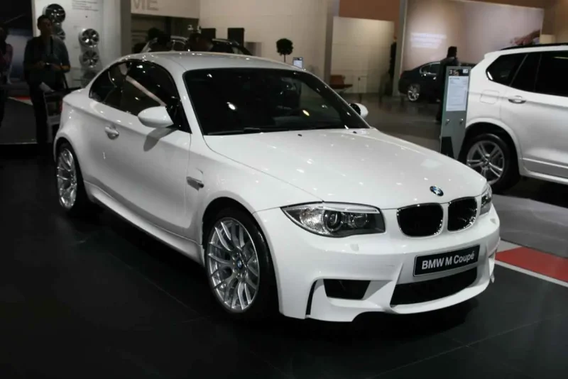 BMW m5 белая