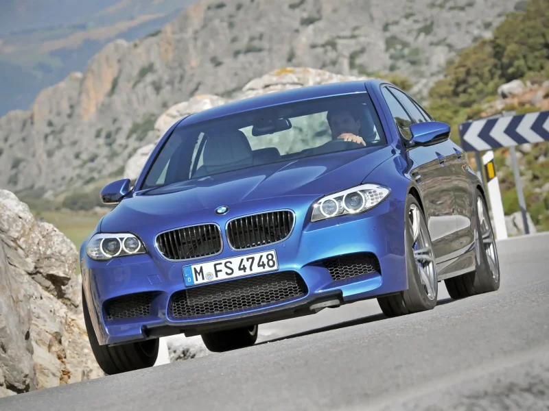 BMW m5 f10 2012