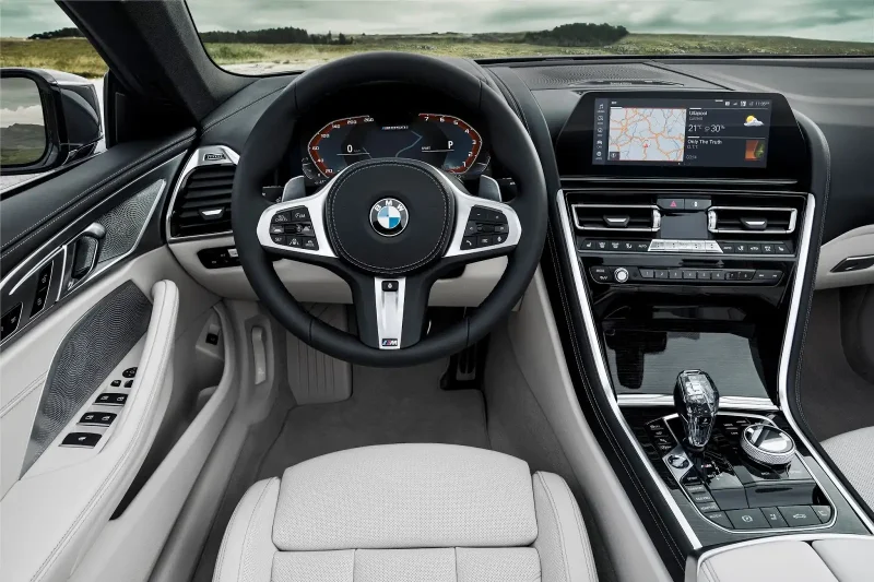 BMW 850i 2019 салон