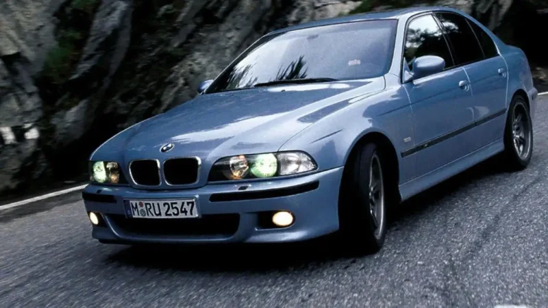 BMW m5 e39 2003