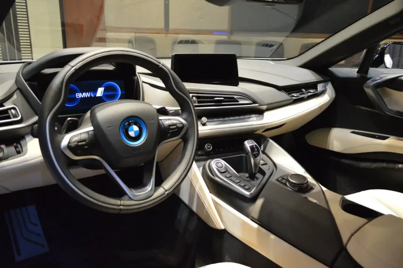 BMW i8 2019