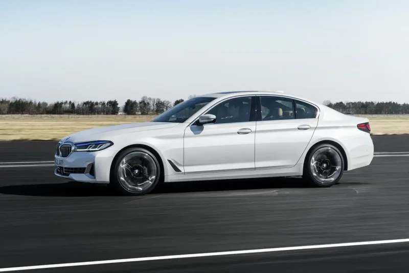 BMW 5 2021