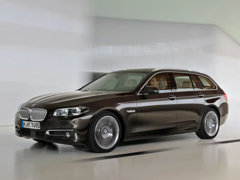 BMW f11 530d Touring LCI