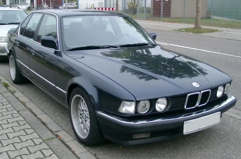 BMW 730 e32