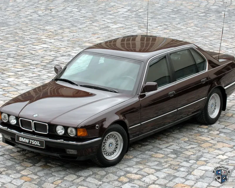 BMW e32 750il