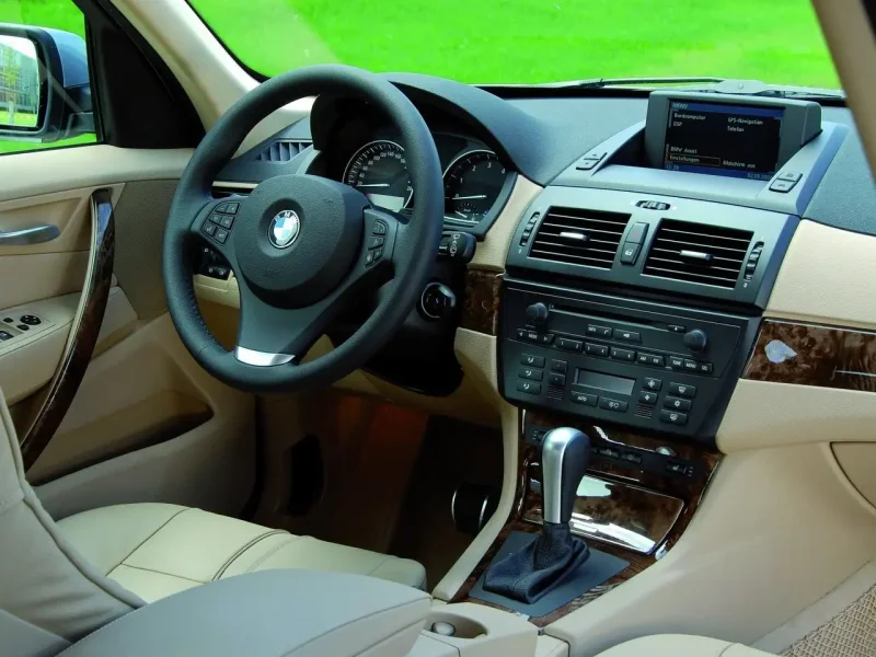 BMW x3 2004 салон