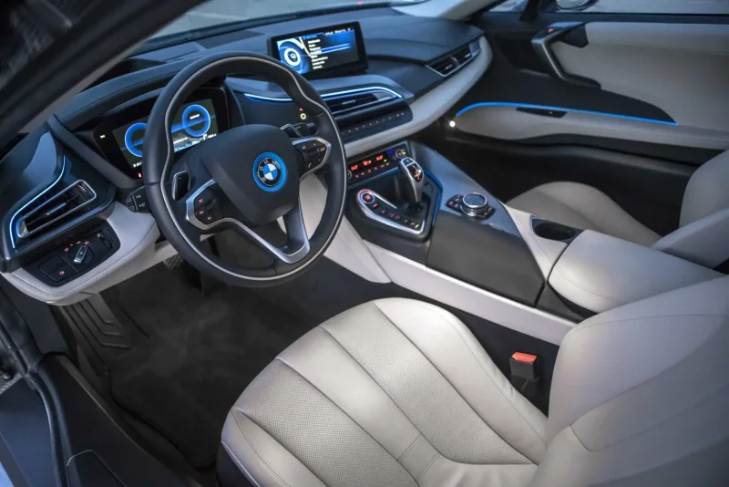 BMW i8 2015 салон