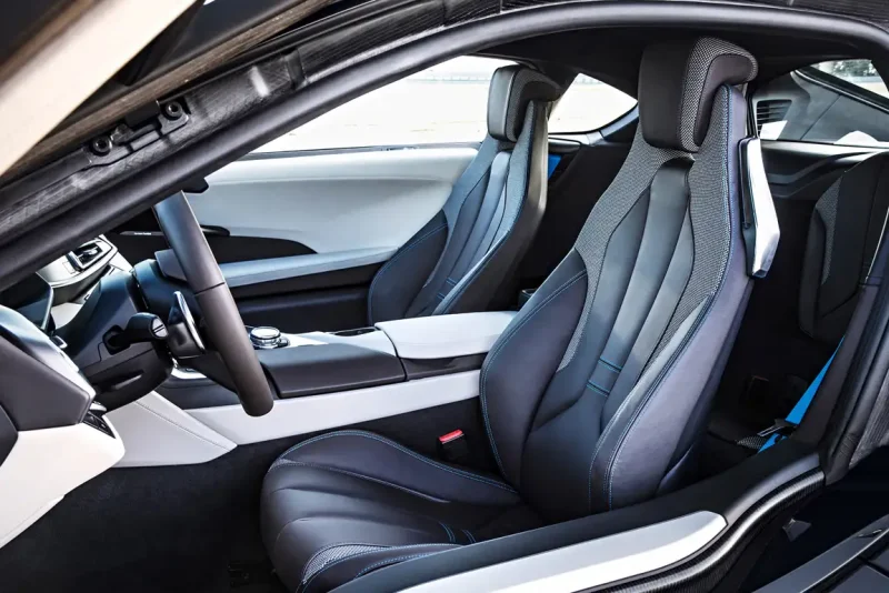 BMW i8 салон