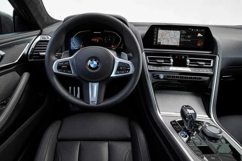 BMW m850i XDRIVE салон