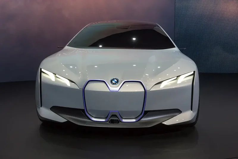 BMW i8 2021