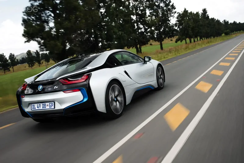 BMW i8 narxi