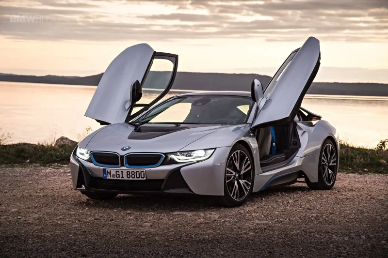 BMW i8 Roadster 2020