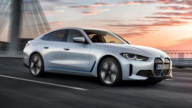 Электрокар BMW i4