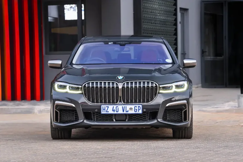 BMW m760li XDRIVE g12 2020