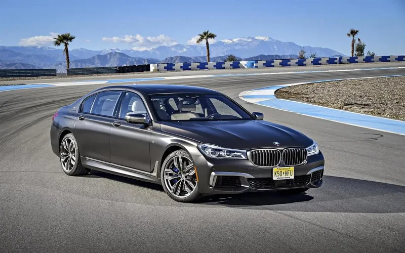 BMW m760li