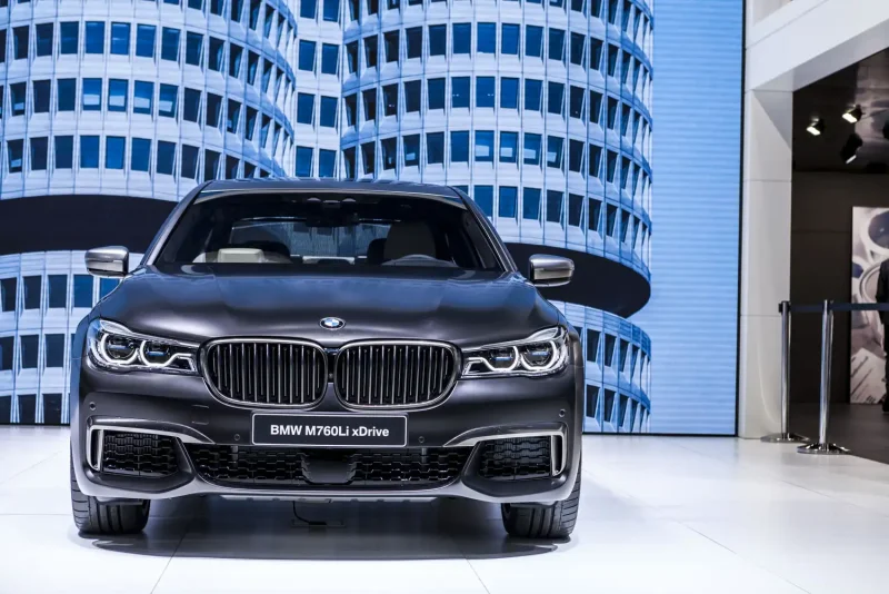 BMW m760li v12 2020