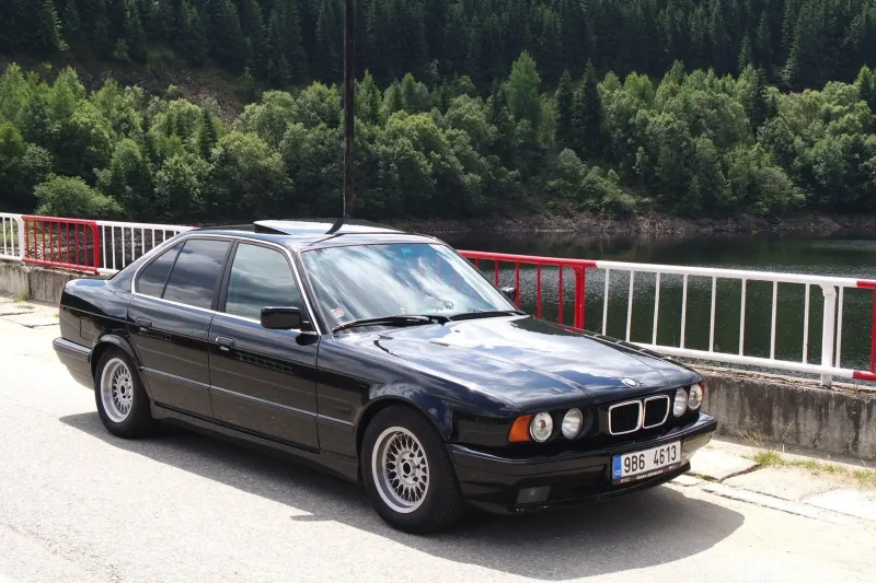 БМВ 520 I е34