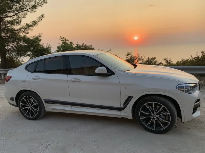 BMW x4 m белый