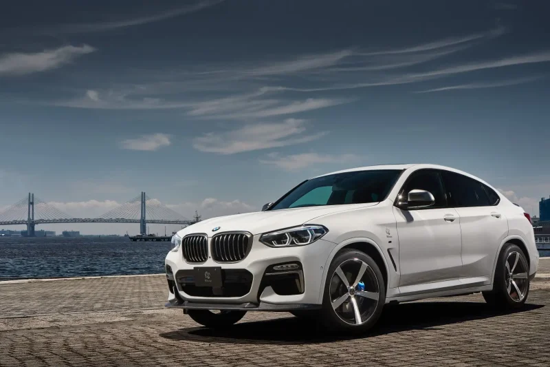 BMW x4 2021 белый