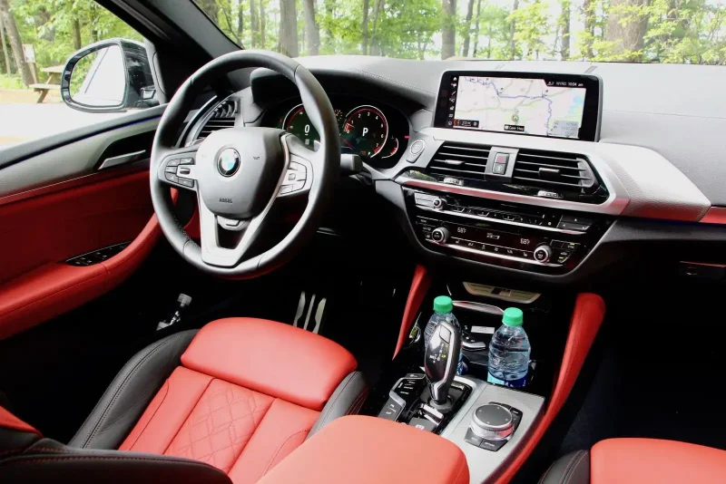 BMW x4 салон