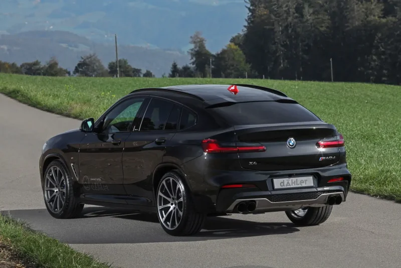 Черный BMW x4 g02