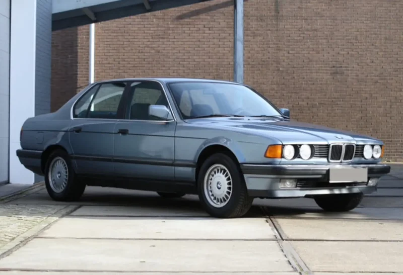 BMW 730 e32