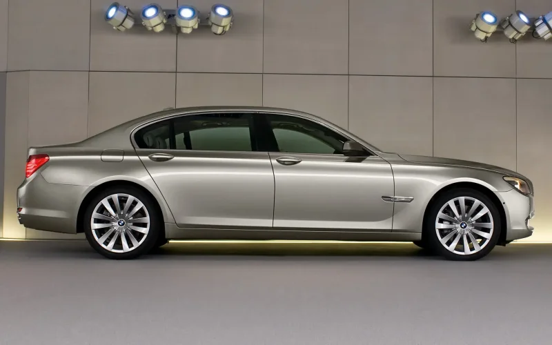 BMW 7 Series li f02